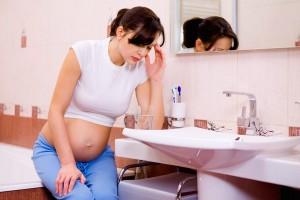 Hogyan lehet megszabadulni a toxikózistól a terhesség alatt: 10 hasznos tipp