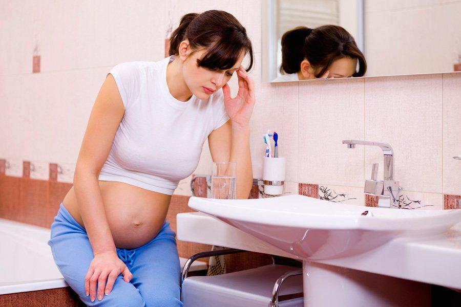 Wie man Toxikose während der Schwangerschaft loswird: 10 nützliche Tipps