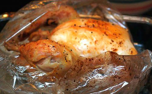 Κοτόπουλο σε μια τσάντα - μηδενικό λίπος και μέγιστη γεύση