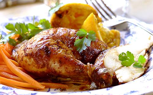 Pollo al forno con arance: cosce ripiene, arrosto, ali, filetto