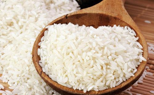 Pitkäjyväinen riisi