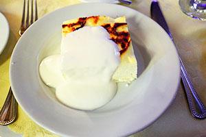 Κατσαρόλα με τυρί cottage και ξινή κρέμα