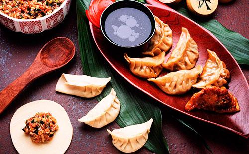 Mga tradisyonal na mga recipe para sa mga dumplings ng Tsino
