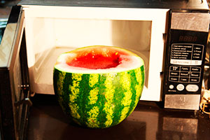 Knödel in einer Wassermelone