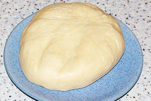 Choux pastry sa isang tagagawa ng tinapay