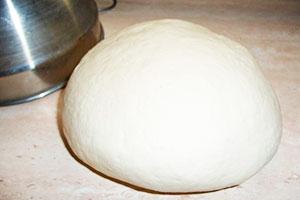 Dough para sa mga dumplings na may cottage cheese
