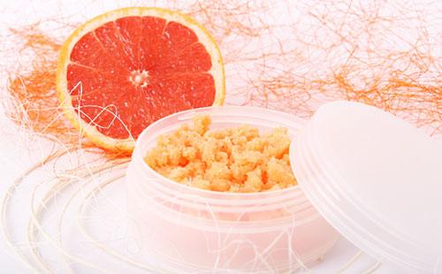 Orangensaft-Peeling