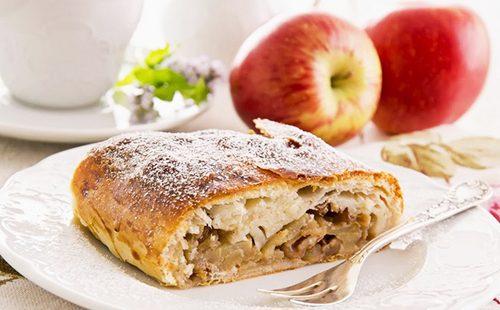 Plátek rakouského apple roll