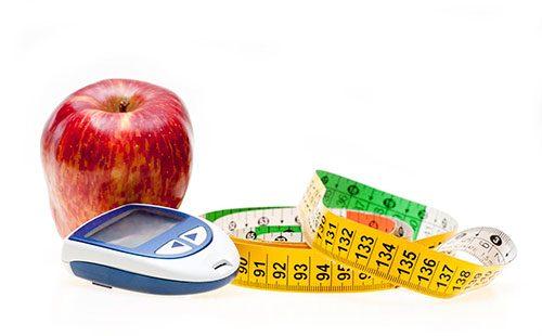 Centimetr, váhy a jablko