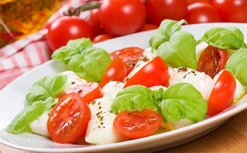 Griechischer Salat mit Pomodors
