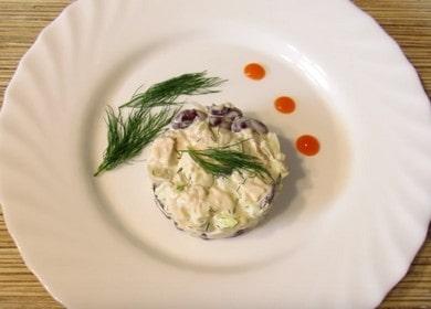 Баварска салата с пушено пиле и боб - много вкусна рецепта
