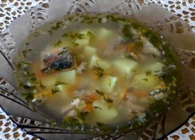 Μαγειρική μια νόστιμη κονσερβοποιημένη σούπα ψαριών: μια συνταγή με φωτογραφίες βήμα προς βήμα!