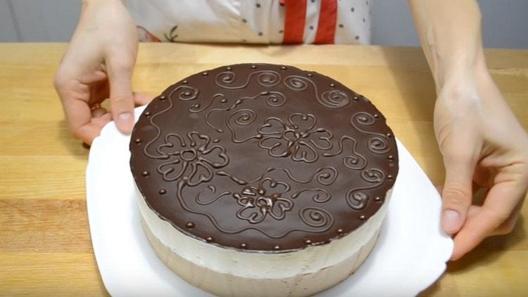 Kokeile ja teet tällaisen kakun Linnunmaito GOST: n mukaan gelatiinilla reseptin avulla.
