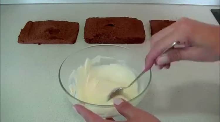 Wie man Sauerrahmkuchen macht
