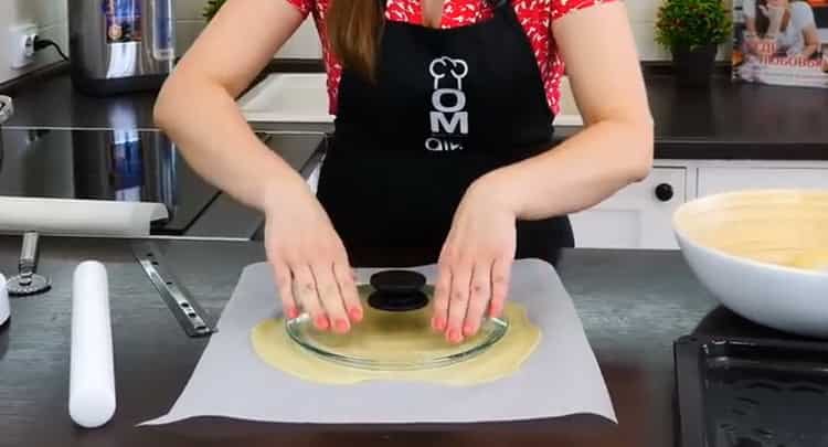 Chcete-li napoleonský dort připravit s krémem, pečte koláče