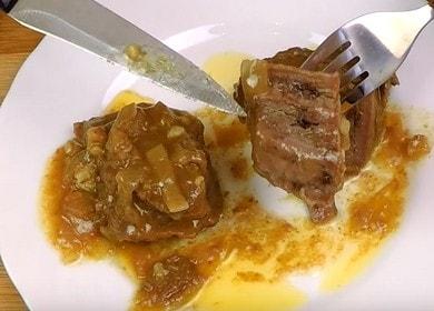 Tender Kremlin beef: recipe na may hakbang-hakbang na mga larawan at video.
