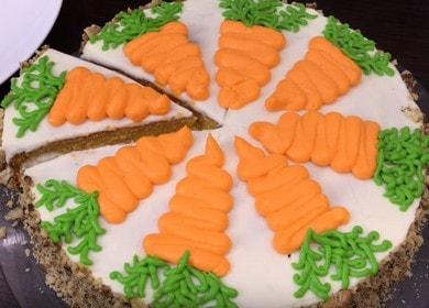 Bella e gustosa torta di carote con panna acida: una ricetta con una foto.