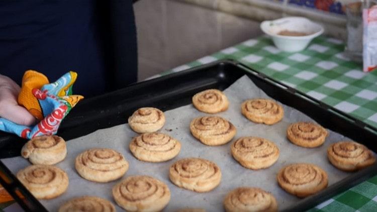 Come puoi vedere, anche i normali biscotti al kefir nel forno possono essere molto profumati e gustosi.