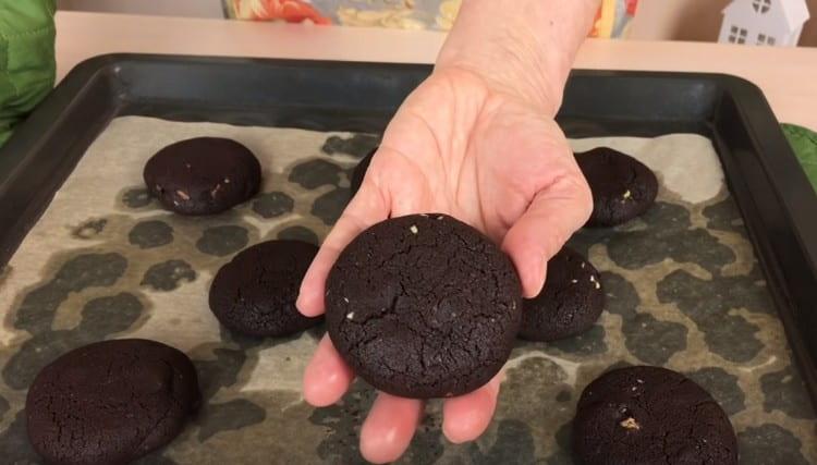 Provalo e fai un biscotto così profumato con il cacao.