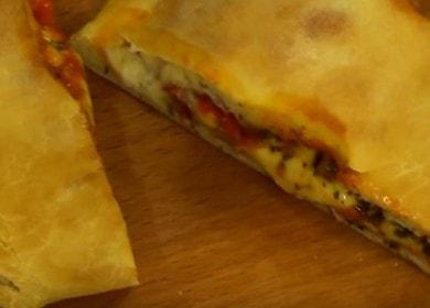 πραγματική πίτσα calzone στο σπίτι: μια συνταγή βήμα προς βήμα με μια φωτογραφία.