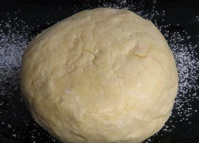 Dough na may cottage cheese para sa isang pie - ang pagluluto sa pagluluto nito ay lumiliko na masarap