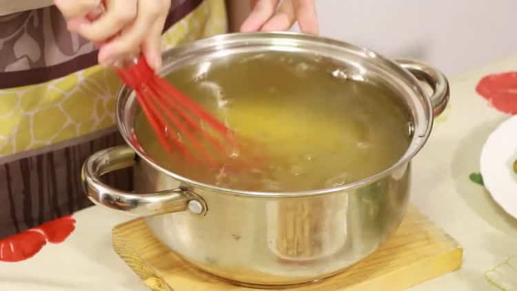 Valmista kanafilee valmista gelatiini