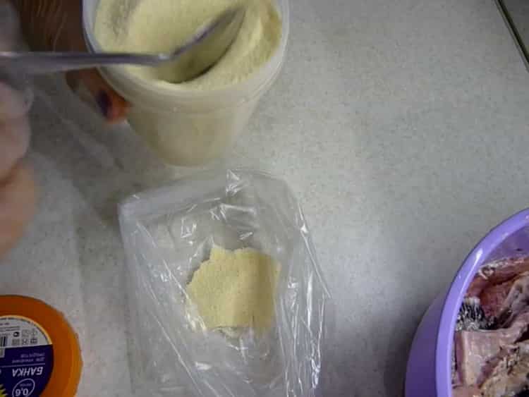 Για να φτιάξετε τηγανητό καραβόπανο, προετοιμάστε ένα φούρνο