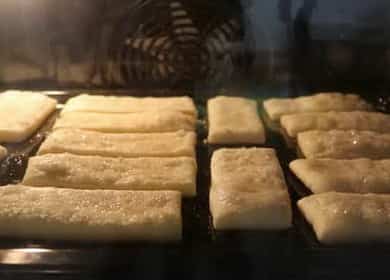 Biscotti di pasta sfoglia - una ricetta molto semplice