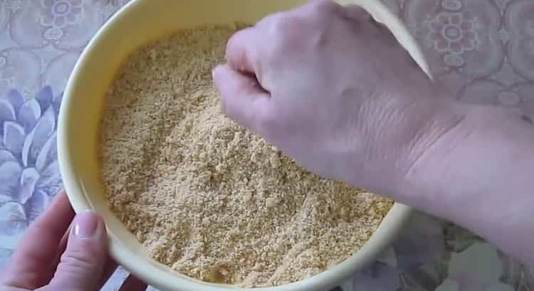 Kochen des Kartoffelplätzchenrezepts von den Plätzchen mit Kondensmilch