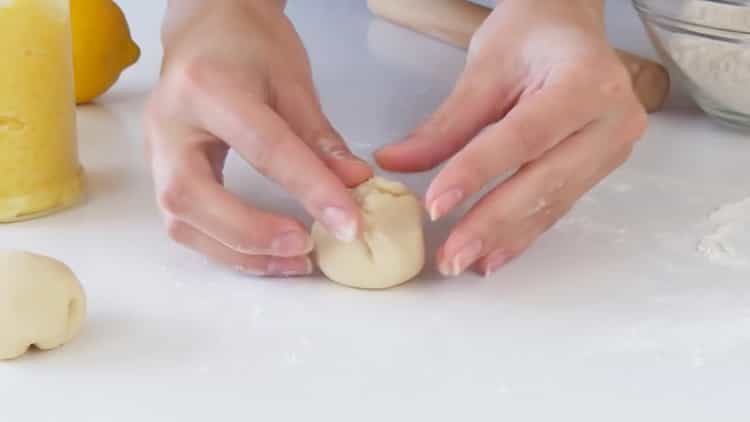 Προθερμάνετε το φούρνο για να κάνετε μπισκότα με τη γέμιση