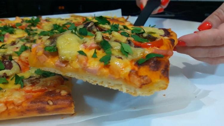 Paano malaman kung paano magluto ng masarap na pizza sa bahay