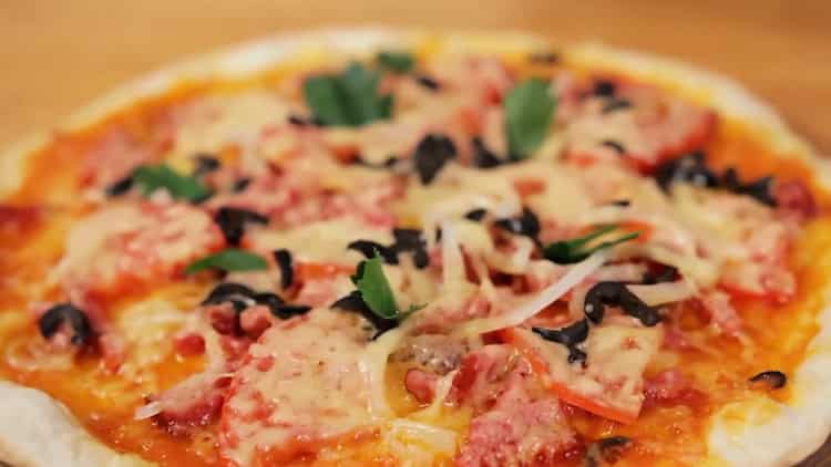 pizza vařená v mikrovlnné troubě