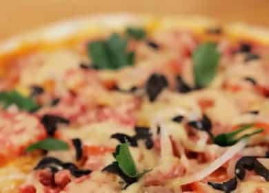 Микровълнова пица: стъпка по стъпка рецепта със снимка