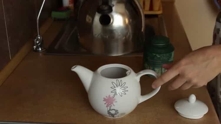 Finom tea egy lépésről lépésre egy fénykép szerint