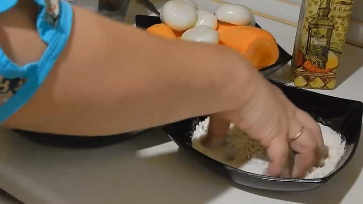 Per preparare il pesce sotto la cipolla e la carota marinata, preparare una panatura