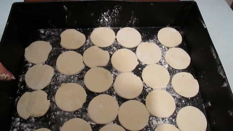 Бутерки с бутер тесто стъпка по стъпка рецепта със снимка
