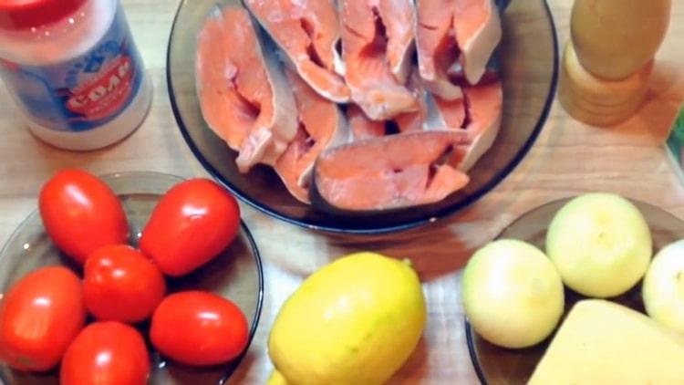 Per preparare le bistecche di salmone rosa, prepara gli ingredienti