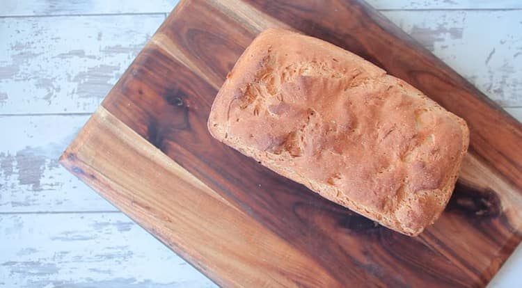 Δοκιμάστε να φτιάξετε ψωμί χωρίς γλουτένη με αυτή τη συνταγή.
