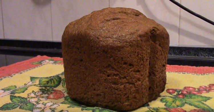 Δοκιμάστε αυτή τη συνταγή και κάντε τον εαυτό σας ένα αρωματικό ψωμί Borodino σε μια μηχανή ψωμιού.