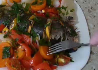 Ψημένο ρόδι σολομό με λαχανικά στο φούρνο - γλείφει τα δάχτυλά σας