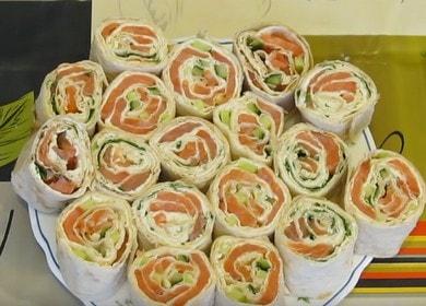 Lavash roll na may salmon - isang mahusay na madaling meryenda