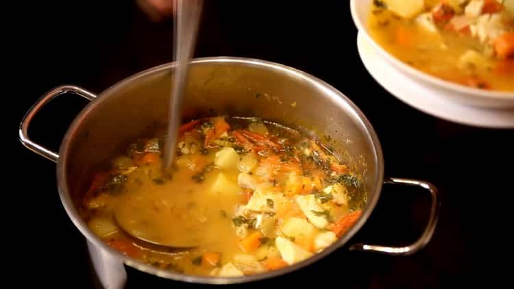 Риба супа от филе от полулок със зеленчуци - диетична рецепта