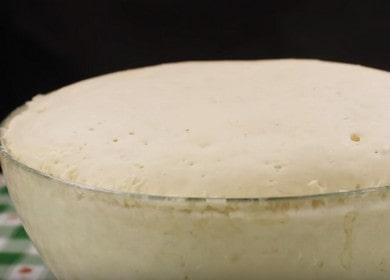 Dough para sa masarap na mga puti na may karne - isang detalyadong recipe