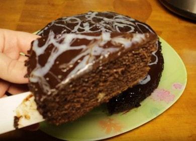 Vaření lahodný čokoládový muffin v pomalém sporáku podle receptu krok za krokem s fotografií.