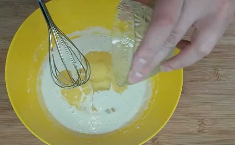 Fügen Sie Butter hinzu, um Brötchen zu machen
