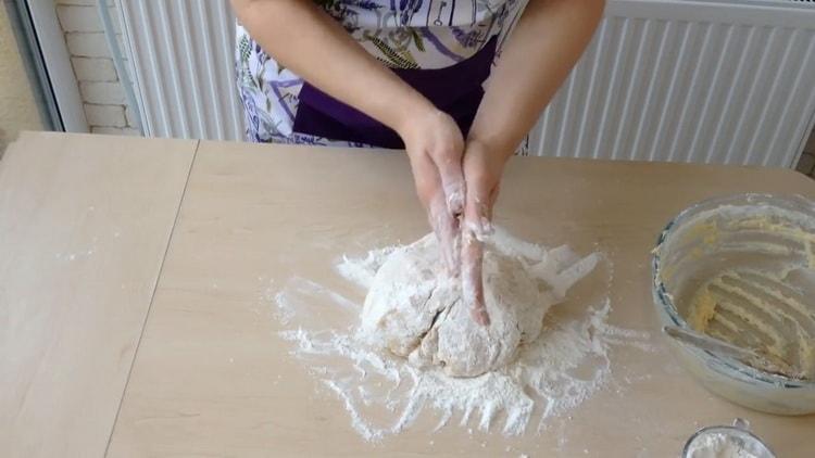 Pro vaření tvarohových koláčů s tvarohem, hnětení těsta