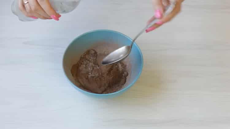 Fügen Sie Muffins hinzu, um Cupcake-Zuckerguss zu machen