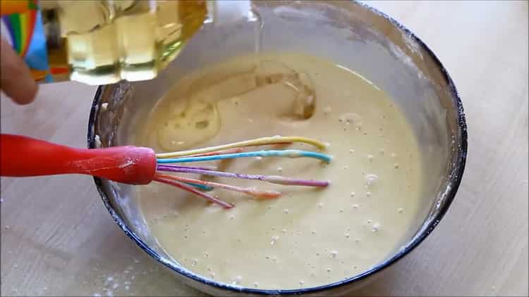 أضف الزبدة لصنع كب كيك في الحليب