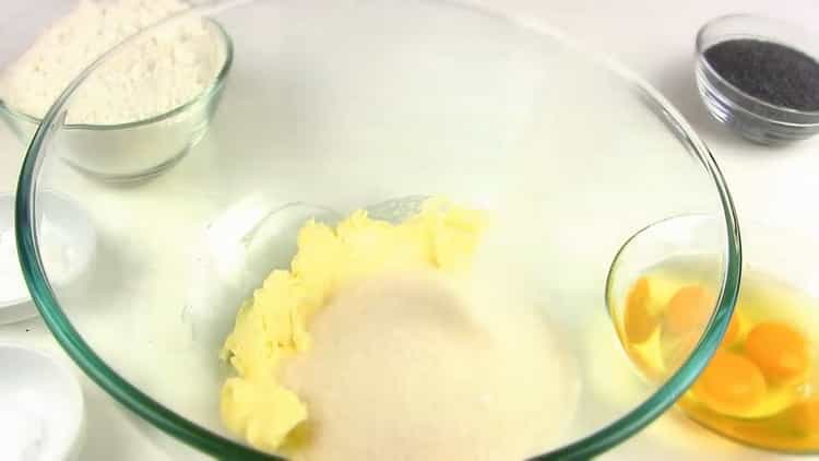 Paruoškite aguonų pyrago ingredientus.