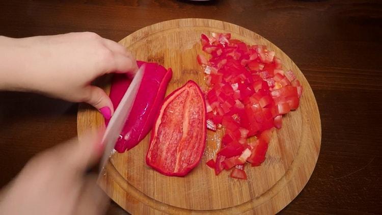 Chcete-li vařit těstoviny, připravte ingredience
